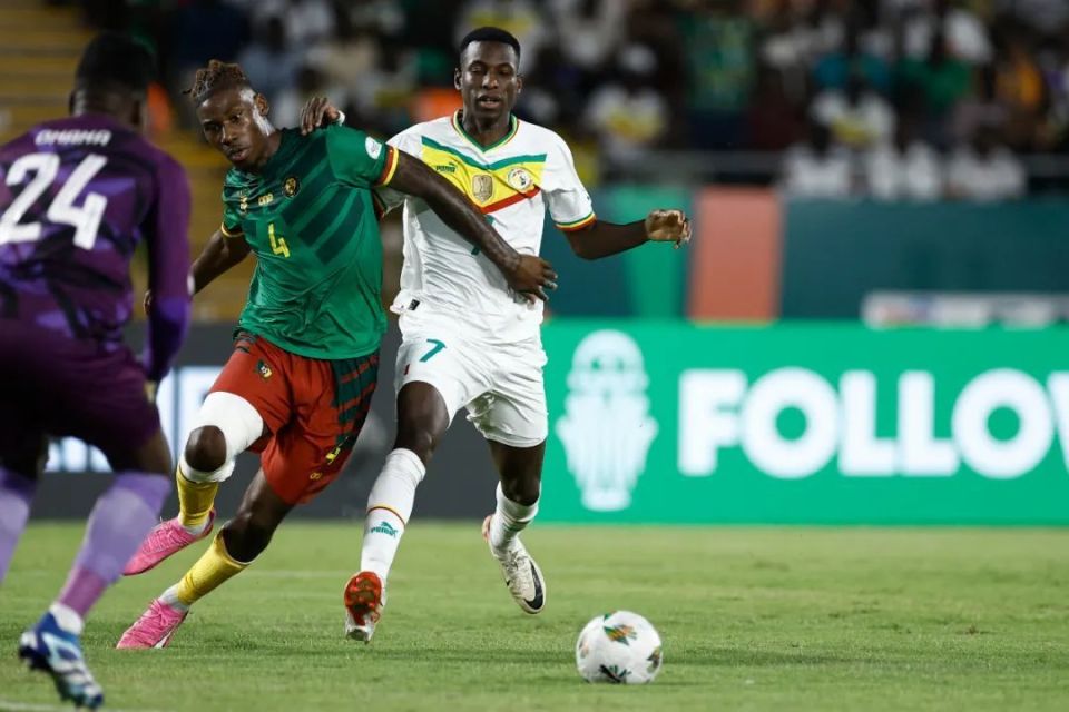 开云体育网页版登录入口-阿尔及利亚国脚加盟英超球队，迎来新挑战的简单介绍