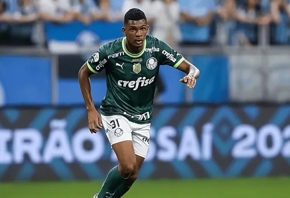 欧洲顶级俱乐部签约年轻球员