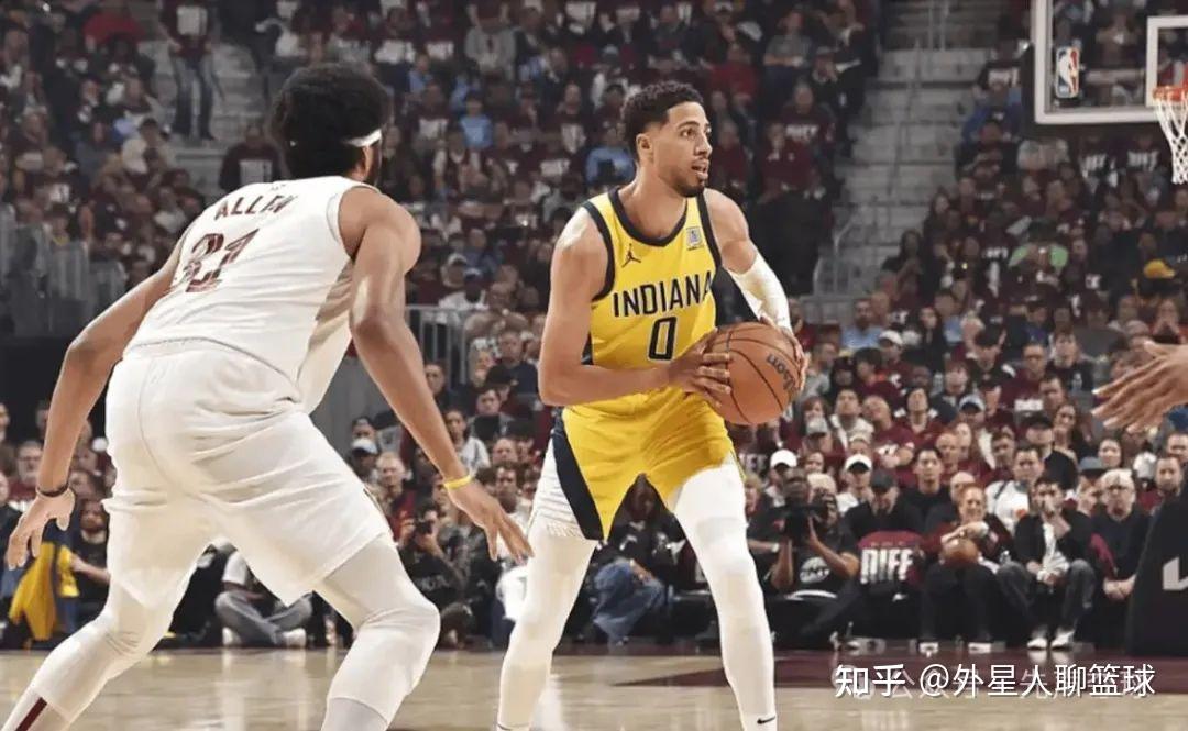 包含多特蒙德战罢平局，晋级形势堪忧的词条