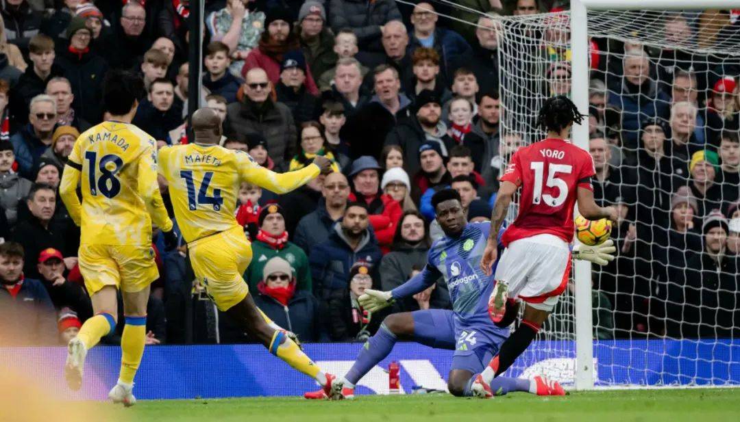 曼联逆袭战胜水晶宫保持不败纪录