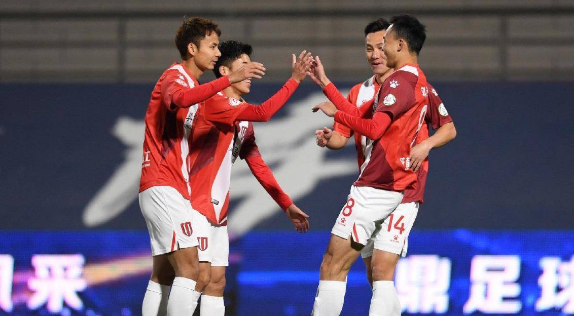 开云体育登录入口-包含外援大放异彩，引领球队获胜的词条