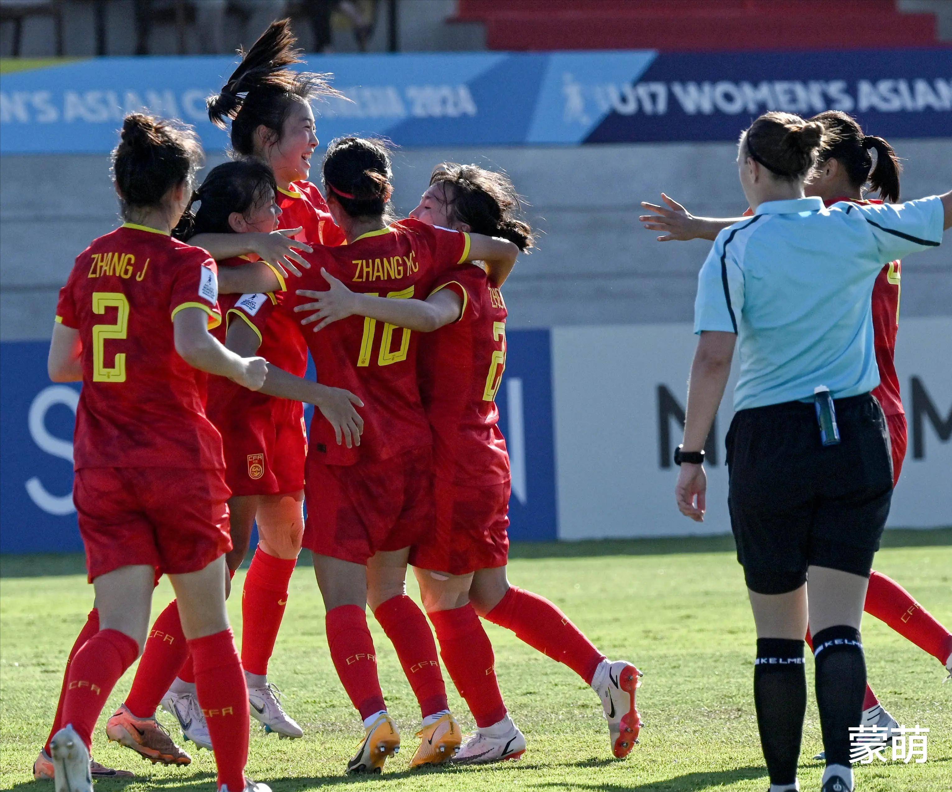 亚洲女足杯赛场直击,球员状态火热 亚洲女足杯赛场直击,球员状态火热