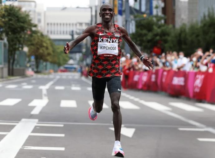 开云体育官网-肯尼亚队表现完美，顺利杀入世界杯半决赛的简单介绍