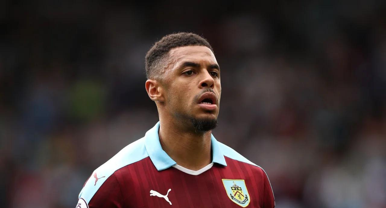 开云体育官网-伯恩利队主帅遭批评，输球成为焦点的简单介绍