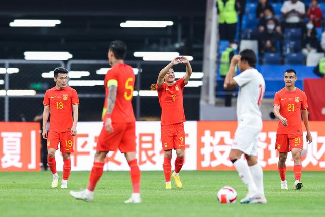 福建队在比赛中实现反击，夺得胜利