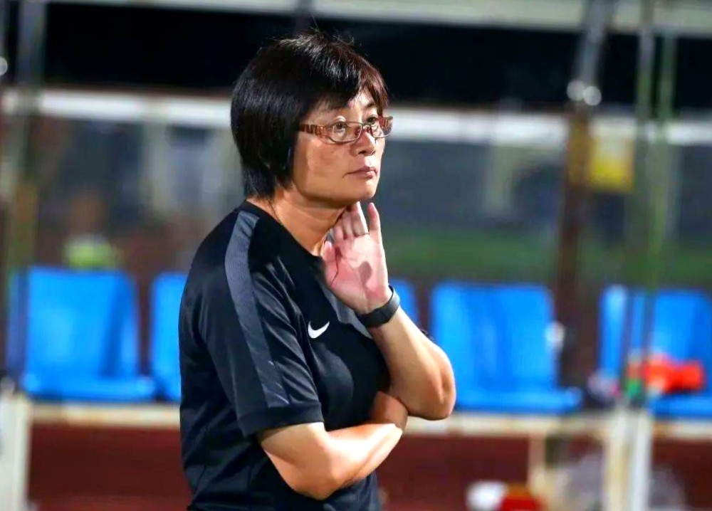 国际足球界关注女性足球,传递体育正能量的简单介绍 国际足球界关注女性足球,传递体育正能量的简单介绍