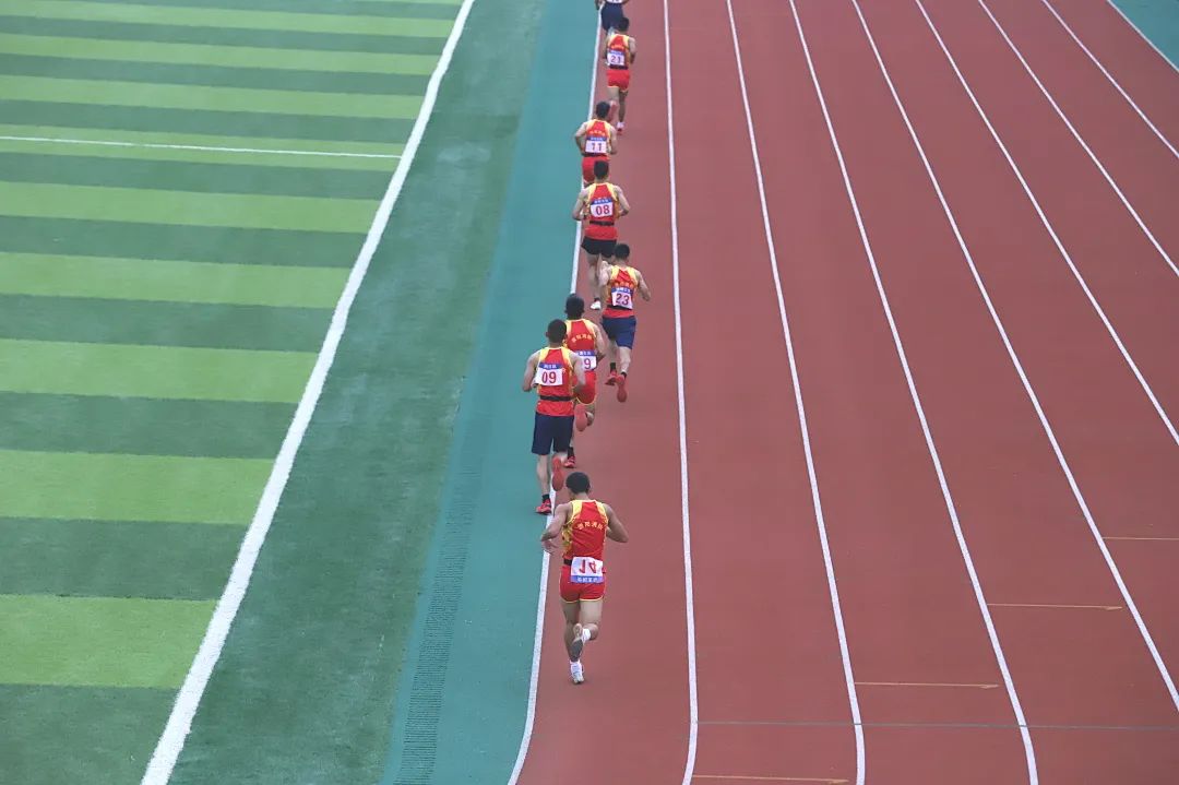 开云体育官方入口-黑马崛起！一场激烈比拼即将上演