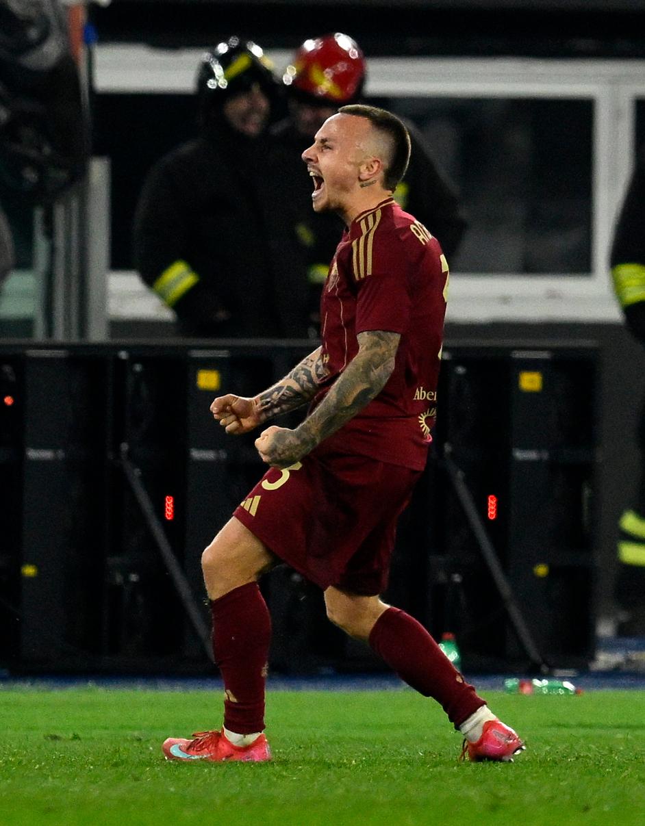 开云体育在线-罗马主场不敌那不勒斯，遭遇连败