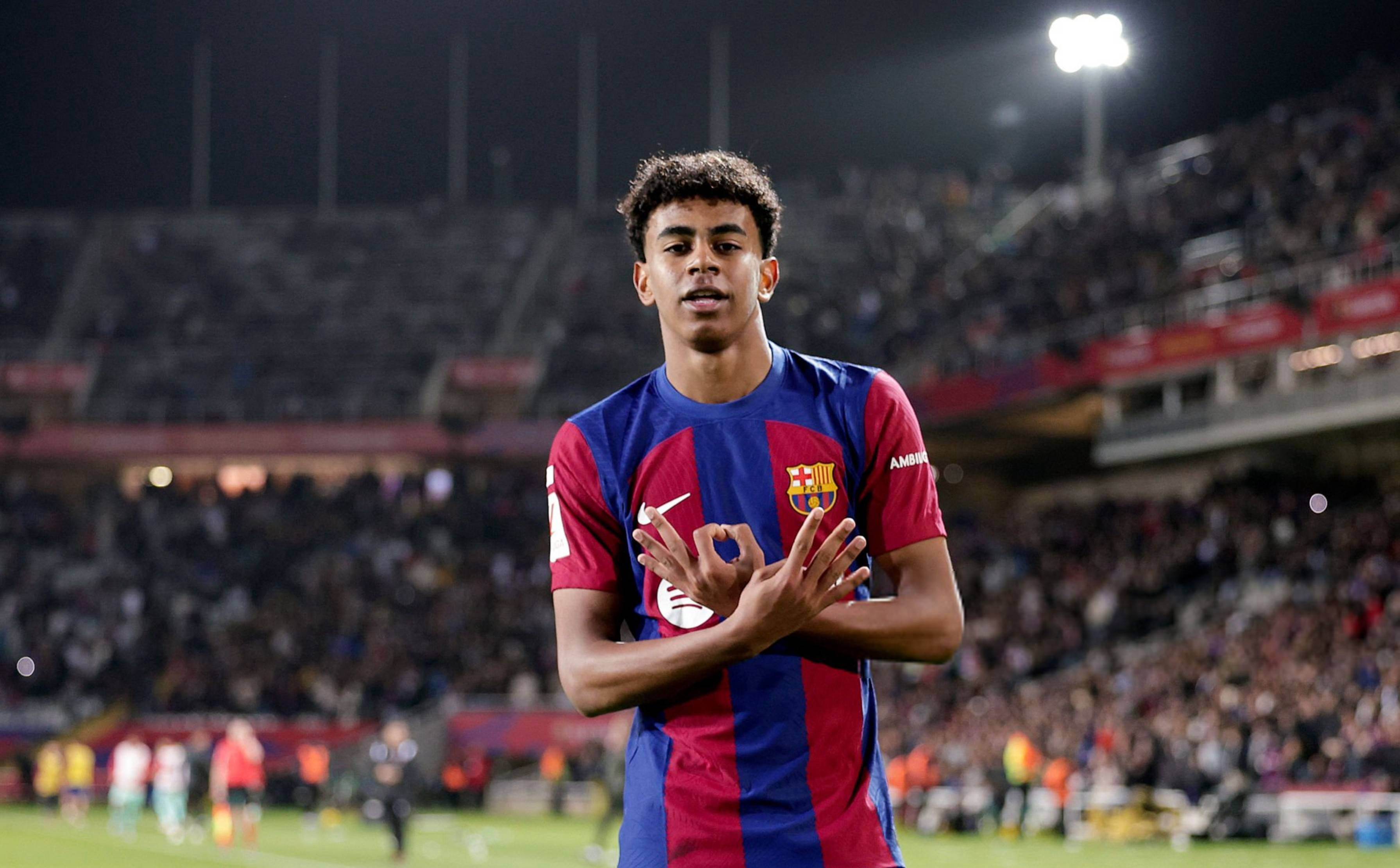 开云体育网页版-巴萨青训新星崭露头角，备受瞩目的简单介绍